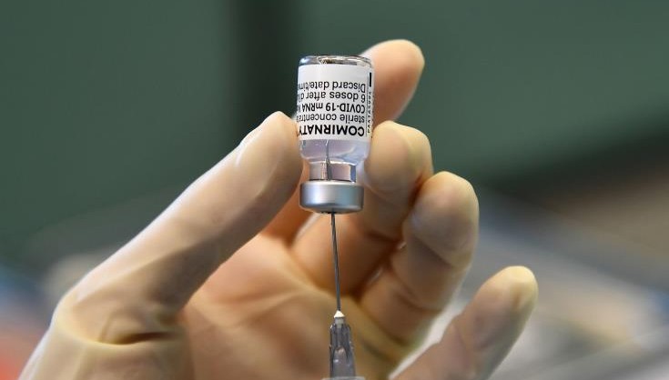 Γαλλία: Οι εμβολιασμοί εφήβων αρχίζουν στις 15 Ιουλίου